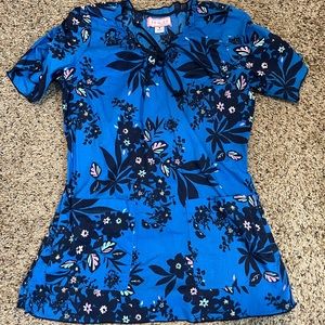 Koi small scrub top